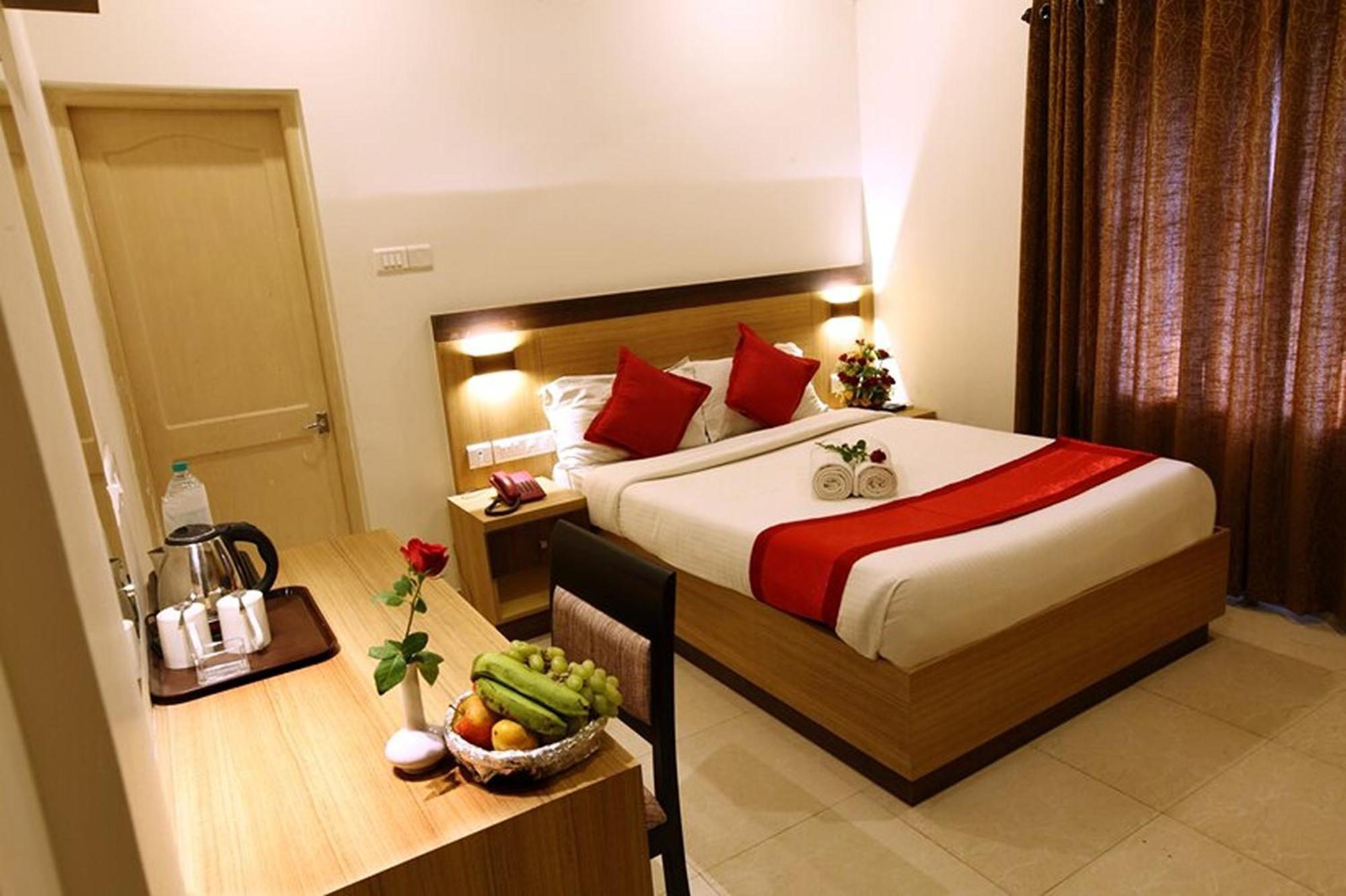 Prayana Hotels Kochi Extérieur photo