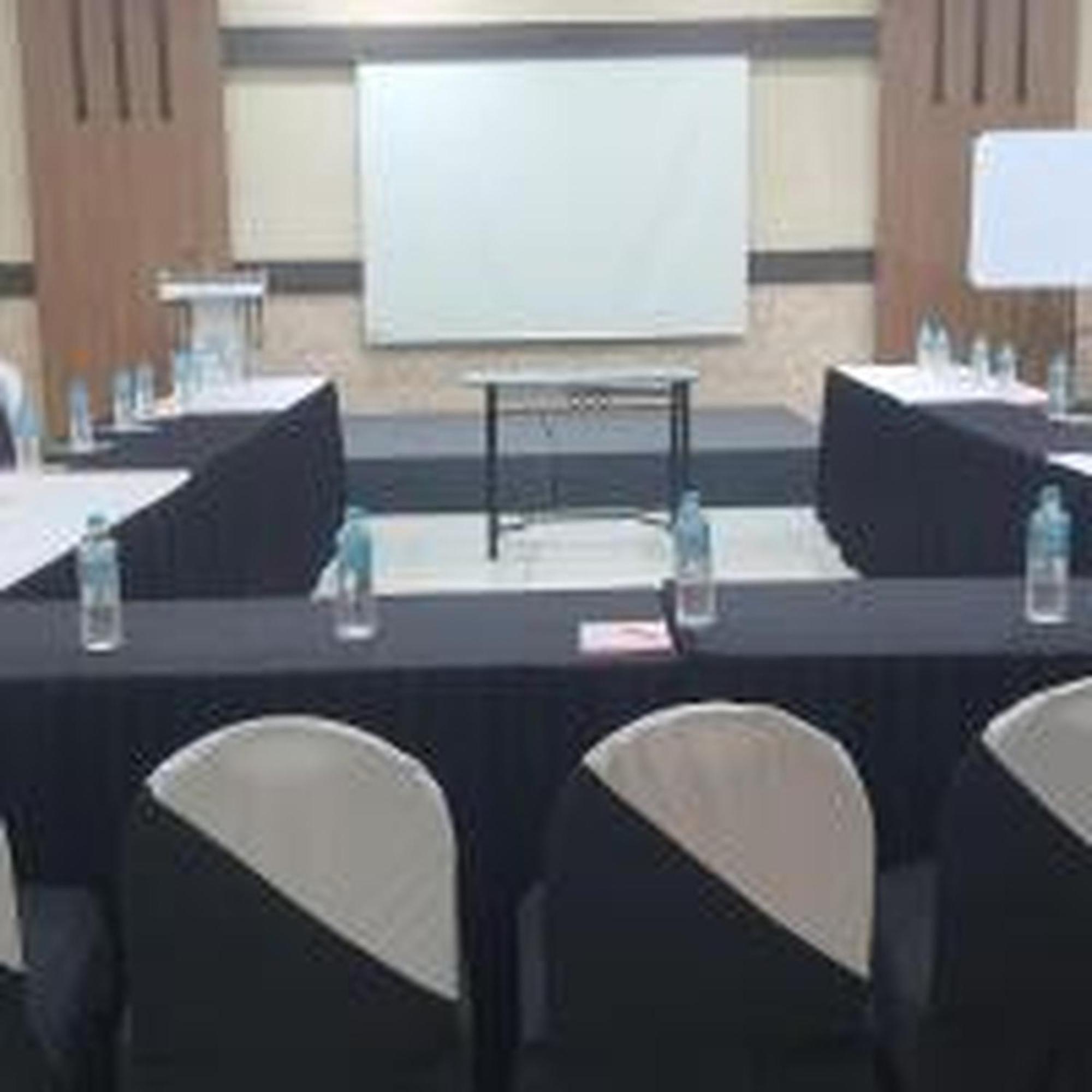 Prayana Hotels Kochi Extérieur photo