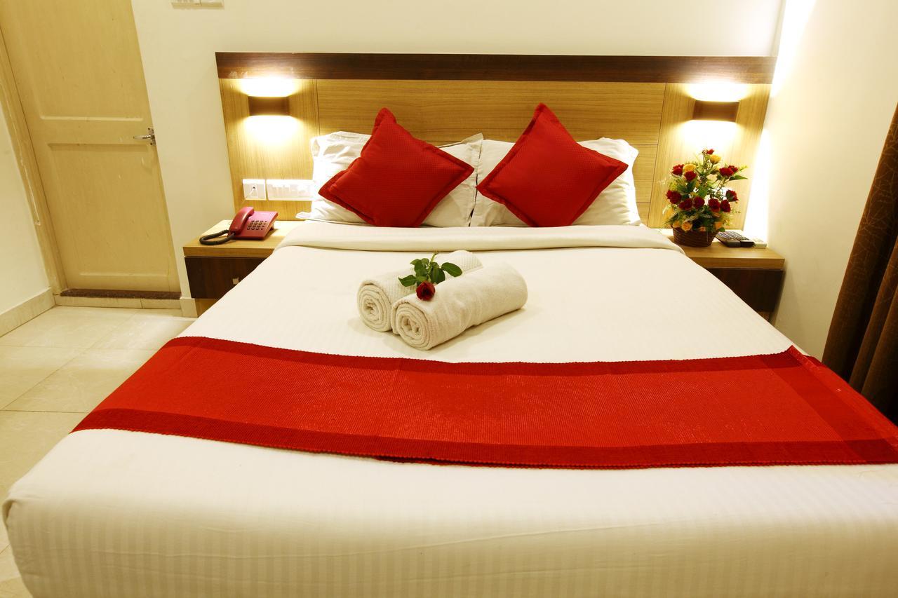 Prayana Hotels Kochi Extérieur photo